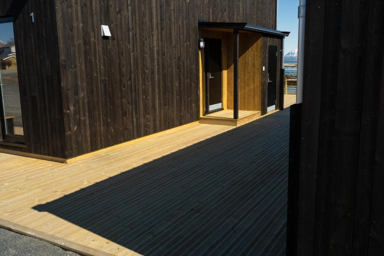Risoyhamn Sjohus As Apartment Exterior photo
